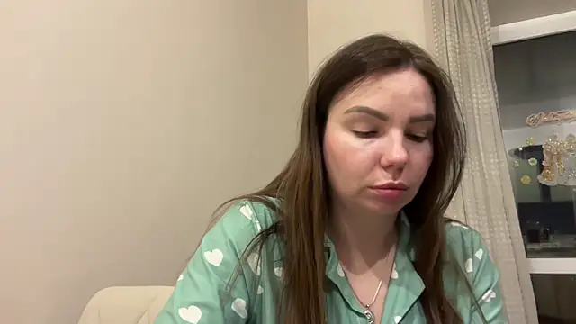 Snapshot of Sovienne chatting on 03.01.26 Sovienne online show from 03.01.26