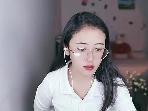 Queena  online show from 01.15.26