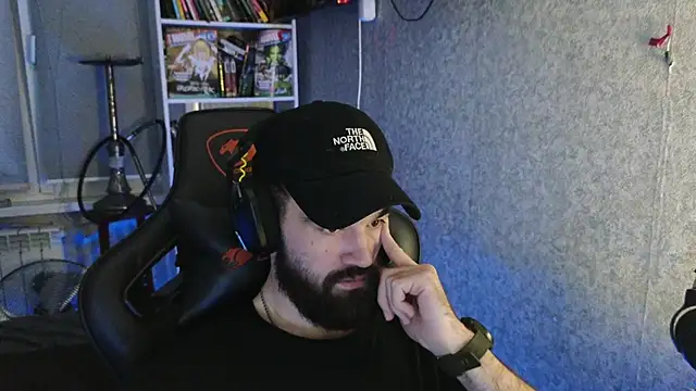 Nik Namee online show from 11.12.25