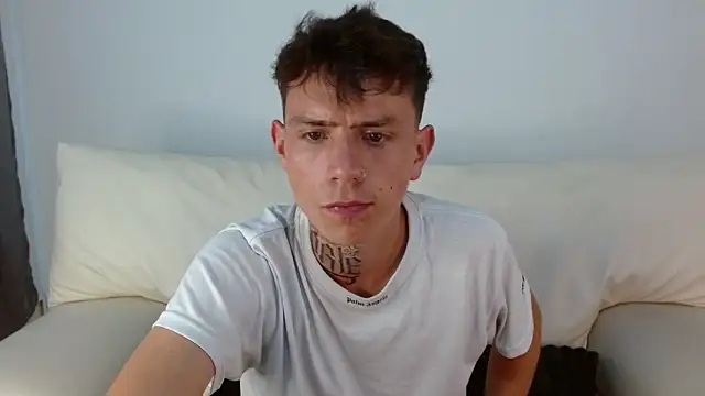 hot teo  online show from 01.05.26