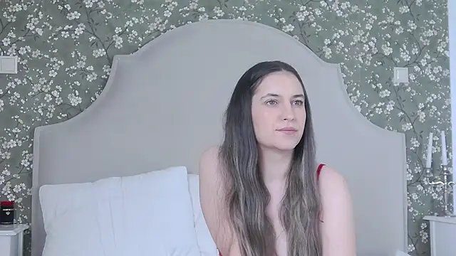 TesaQuinn online show from 02.21.26