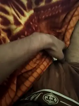 Snapshot of siddBus chatting on 10.15.25 siddBus online show from 10.15.25