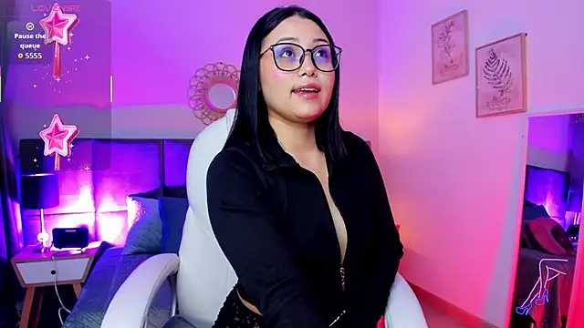 Tammy Carterr  online show from 11.04.25