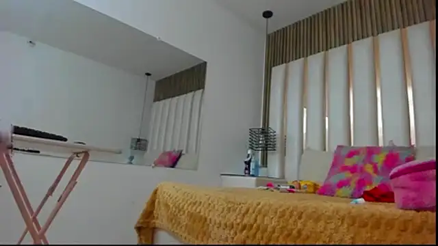 AmbarGills online show from 11.10.25