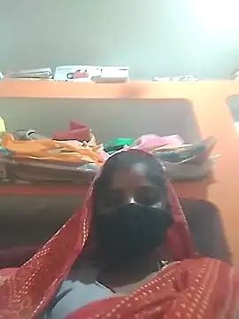 nainshilodhi28 online show from 10.21.25