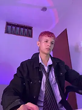 tylernova online show from 11.12.25