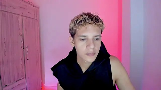 tylernova online show from 02.11.26