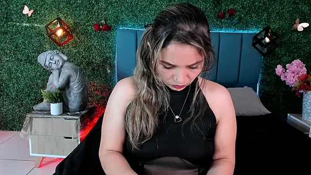 Snapshot of Kiaraa88 chatting on 07.03.26 Kiaraa88 online show from 07.03.26