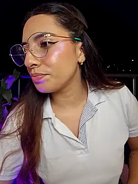 Meganthomson online show from 02.11.26