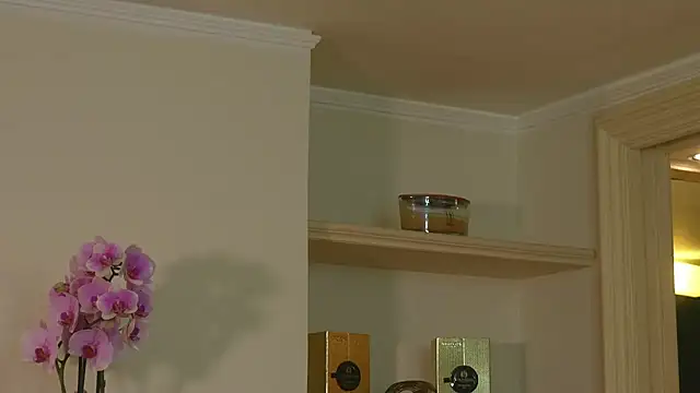 Snapshot of AbrilColls_ chatting on 03.03.26 AbrilColls online show from 03.03.26