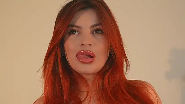 Snapshot of AbrilColls_ chatting on 03.12.26 AbrilColls online show from 03.12.26