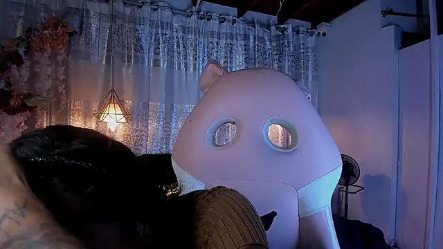 ZAMMIRA online show from 11.23.25