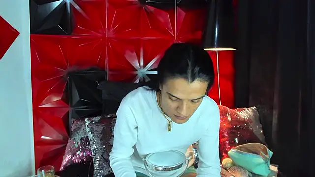 Snapshot of ZAMMIRA chatting on 02.15.26 ZAMMIRA online show from 02.15.26