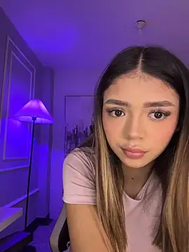 HoneyMollyX online show from 04.07.26