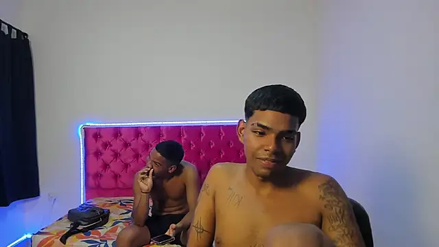 Snapshot of isaac_master77 chatting on 03.31.26 isaac master77 online show from 03.31.26