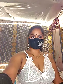 Sweet-Maddlina online show from 11.04.25