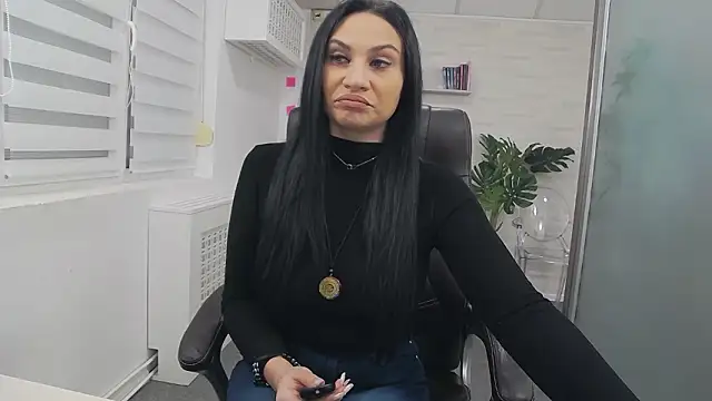 Snapshot of YaraXCox chatting on 02.08.26 YaraXCox online show from 02.08.26