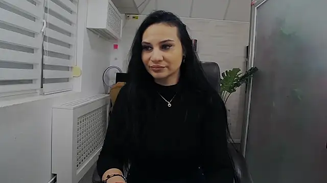 Snapshot of YaraXCox chatting on 03.01.26 YaraXCox online show from 03.01.26