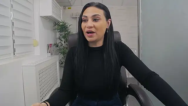 YaraXCox online show from 03.31.26