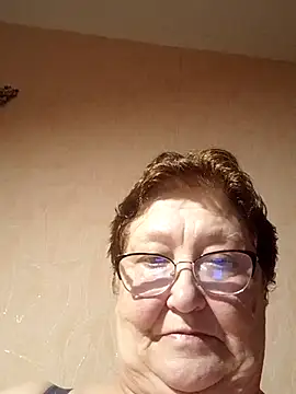 Snapshot of Katherine735 chatting on 05.22.26 Katherine735 online show from 05.22.26