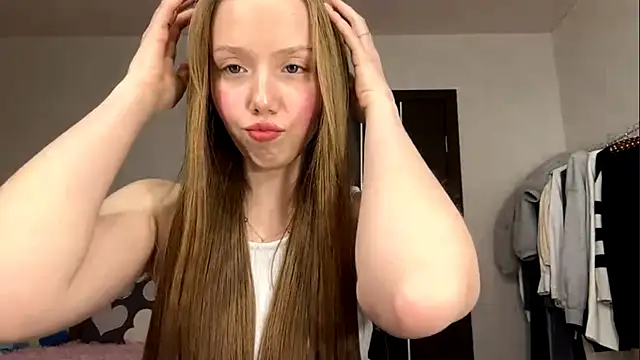 AntoniaMoravick online show from 10.15.25