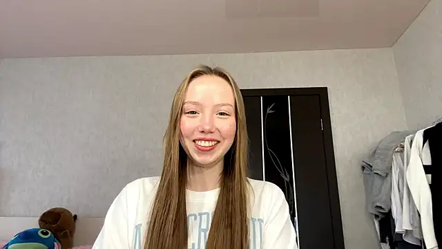 AntoniaMoravick online show from 10.21.25