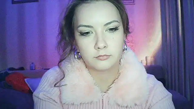 Snapshot of MoodieMira chatting on 02.17.26 MoodieMira online show from 02.17.26