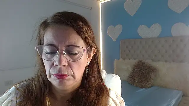 Snapshot of channelsmith_55 chatting on 04.18.26 channelsmith 55 online show from 04.18.26