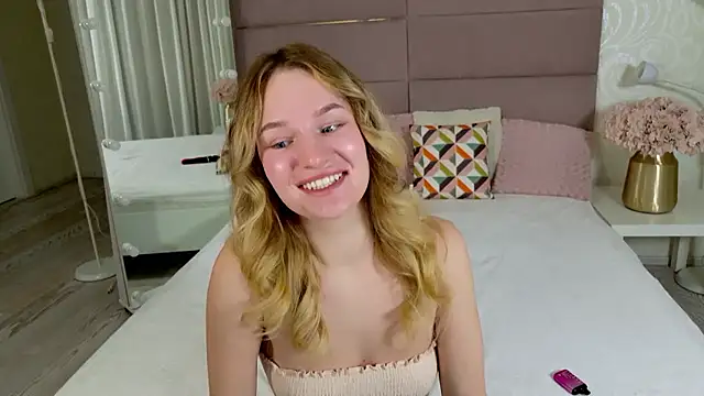 IndieMoon online show from 01.12.26