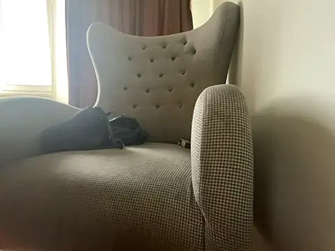 Snapshot of esen_esen chatting on 10.11.25 esen esen online show from 10.11.25