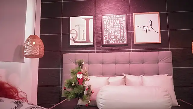 Thalia Karlson online show from 12.17.25