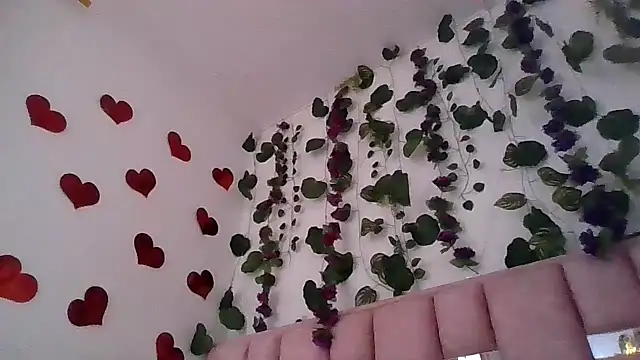 Snapshot of abby_moss_2 chatting on 04.29.26 abby moss 2 online show from 04.29.26