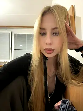 JudithCarly online show from 11.07.25