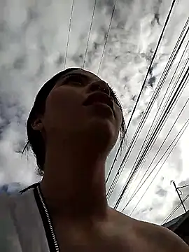 Snapshot of Aitana_0-4 chatting on 10.18.25 Aitana 0-4 online show from 10.18.25