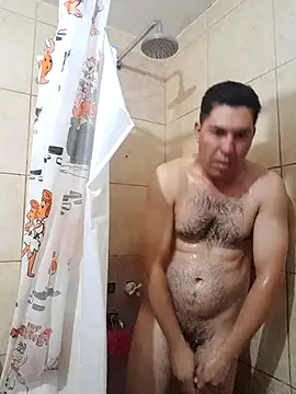 Snapshot of Ezeaxl chatting on 04.10.26 Ezeaxl online show from 04.10.26