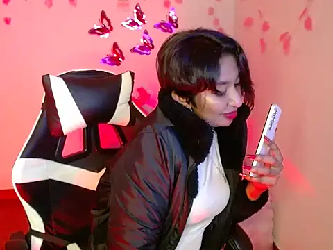 amber  666 online show from 10.24.25
