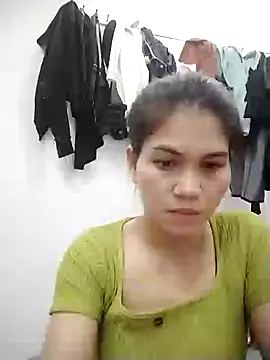 Leena j online show from 10.15.25