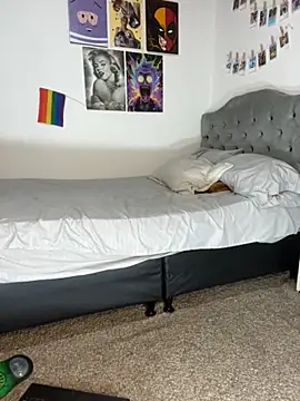 mirallesandbig online show from 10.22.25