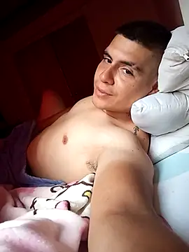 Zeven777 online show from 10.16.25