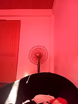 Zeven777 online show from 10.18.25