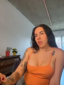 Lolathebaddie online show from 02.24.26