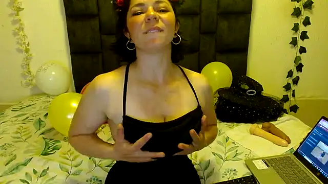 disneey2888 online show from 10.29.25