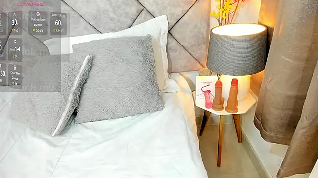  naylaa  online show from 04.23.26