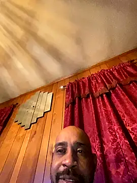 Snapshot of wetgrip84 chatting on 10.21.25 wetgrip84 online show from 10.21.25