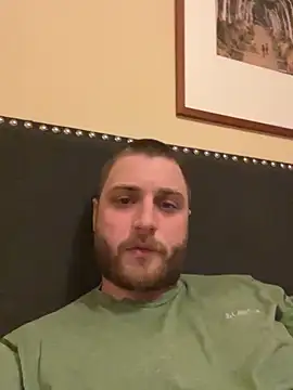 Snapshot of custardnmypie chatting on 10.20.25 custardnmypie online show from 10.20.25