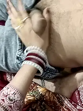 Snapshot of HOT-CPL-11 chatting on 10.31.25 HOT-CPL-11 online show from 10.31.25