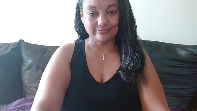 Snapshot of SexyThickStasia69 chatting on 10.26.25 SexyThickStasia69 online show from 10.26.25