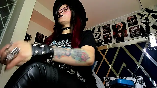 Evangelinejoness  online show from 02.10.26