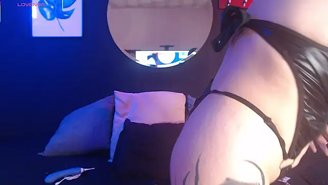 TamaraaRoss  online show from 11.07.25