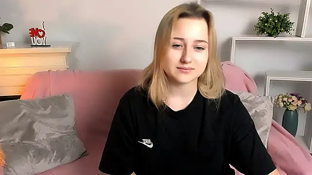 Lulu   Moon online show from 03.20.26